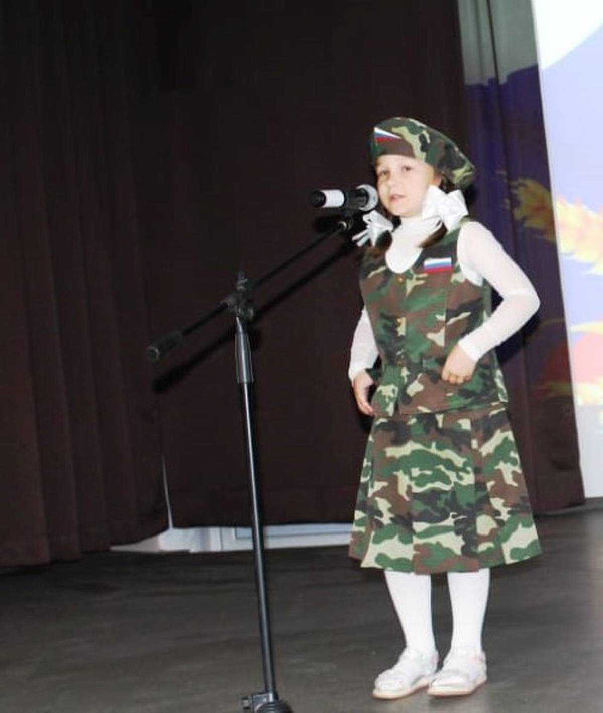 chitaem stihi o rodine