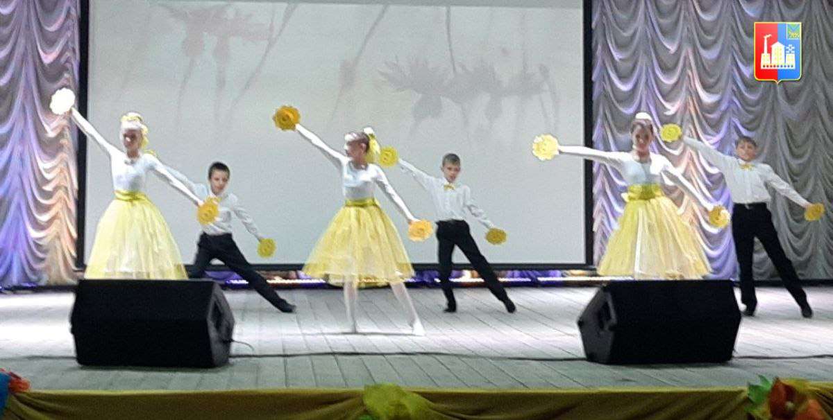 photo 5346253888971459217 y