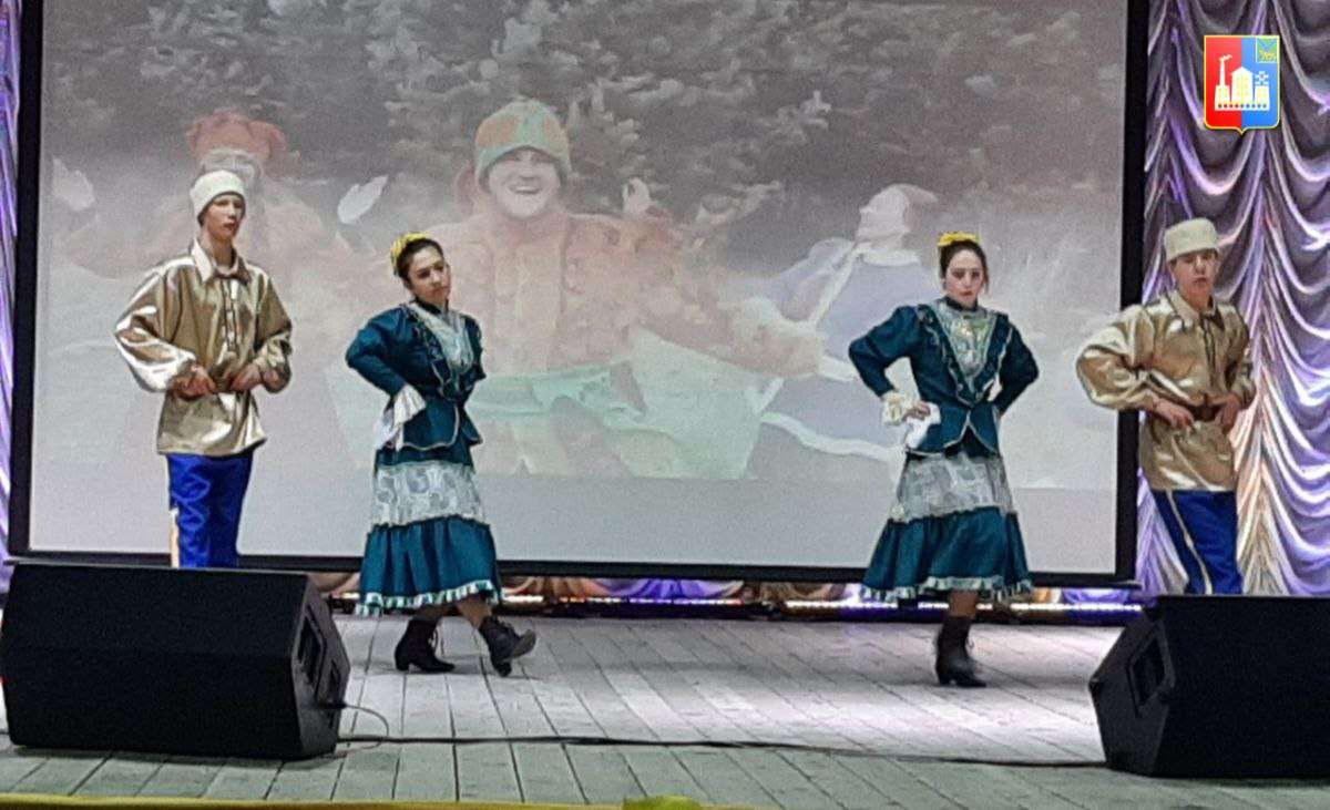 photo 5346253888971459219 y