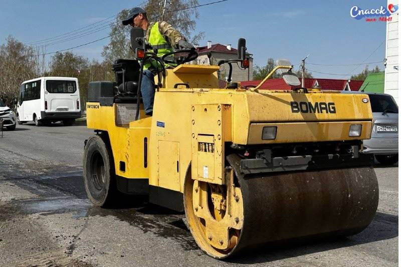 3 18