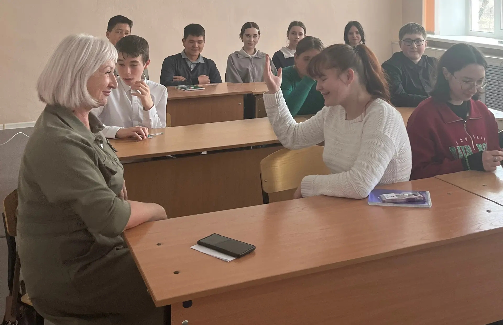 deputat dumy lyudmila shepilova na uroke parlamentarizma