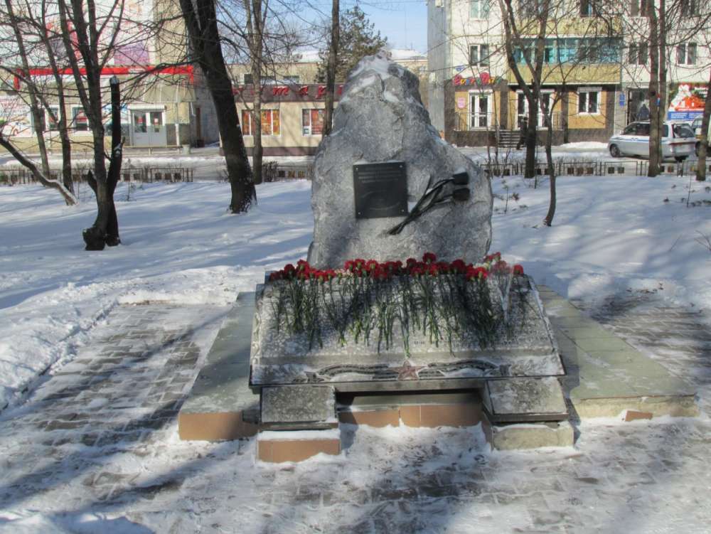 0317-5.jpg 0317-5.jpg