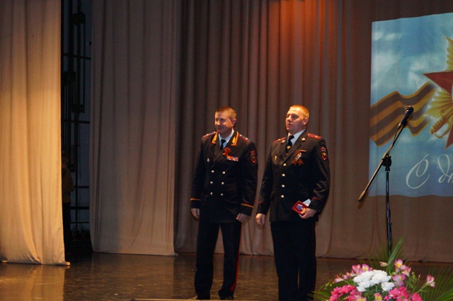 0510-13.jpg 0510-13.jpg