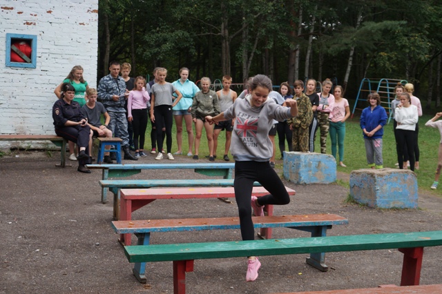 0904-16.jpg 0904-16.jpg