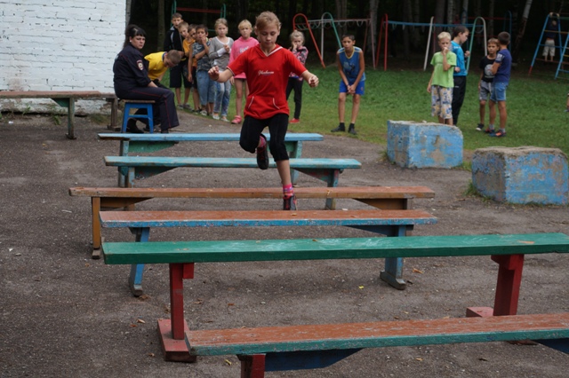 0904-25.jpg 0904-25.jpg